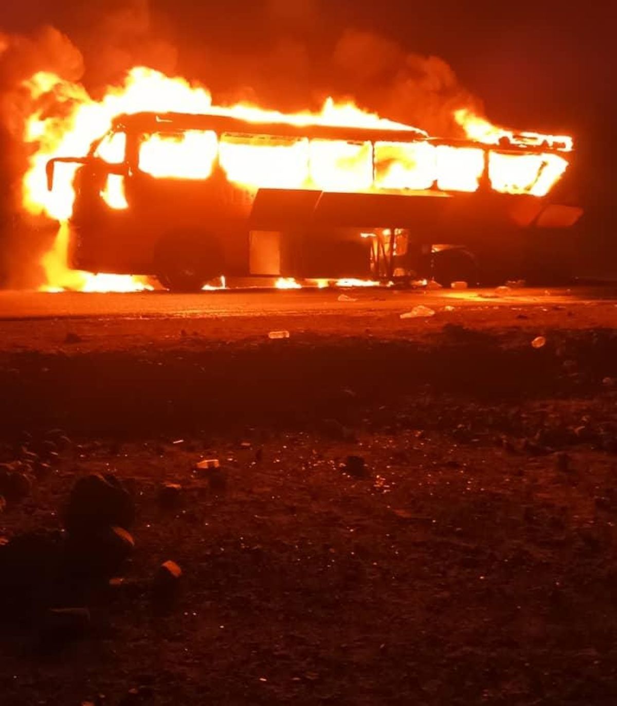 Public Transport Bus Burns in Al-Arqoub Pass, Abyan, Without Injuries