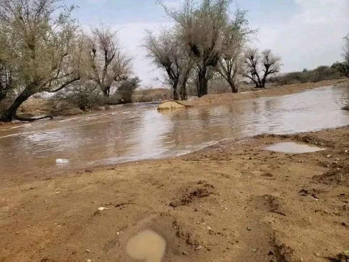 أمطار رعدية ورياح شديدة تضرب عدة محافظات يمنية خلال الـ24 ساعة القادمة