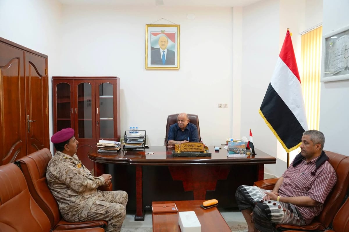 الخنبشي يوجه برفع الجاهزية واليقظة لمواجهة أي تحديات في حضرموت 