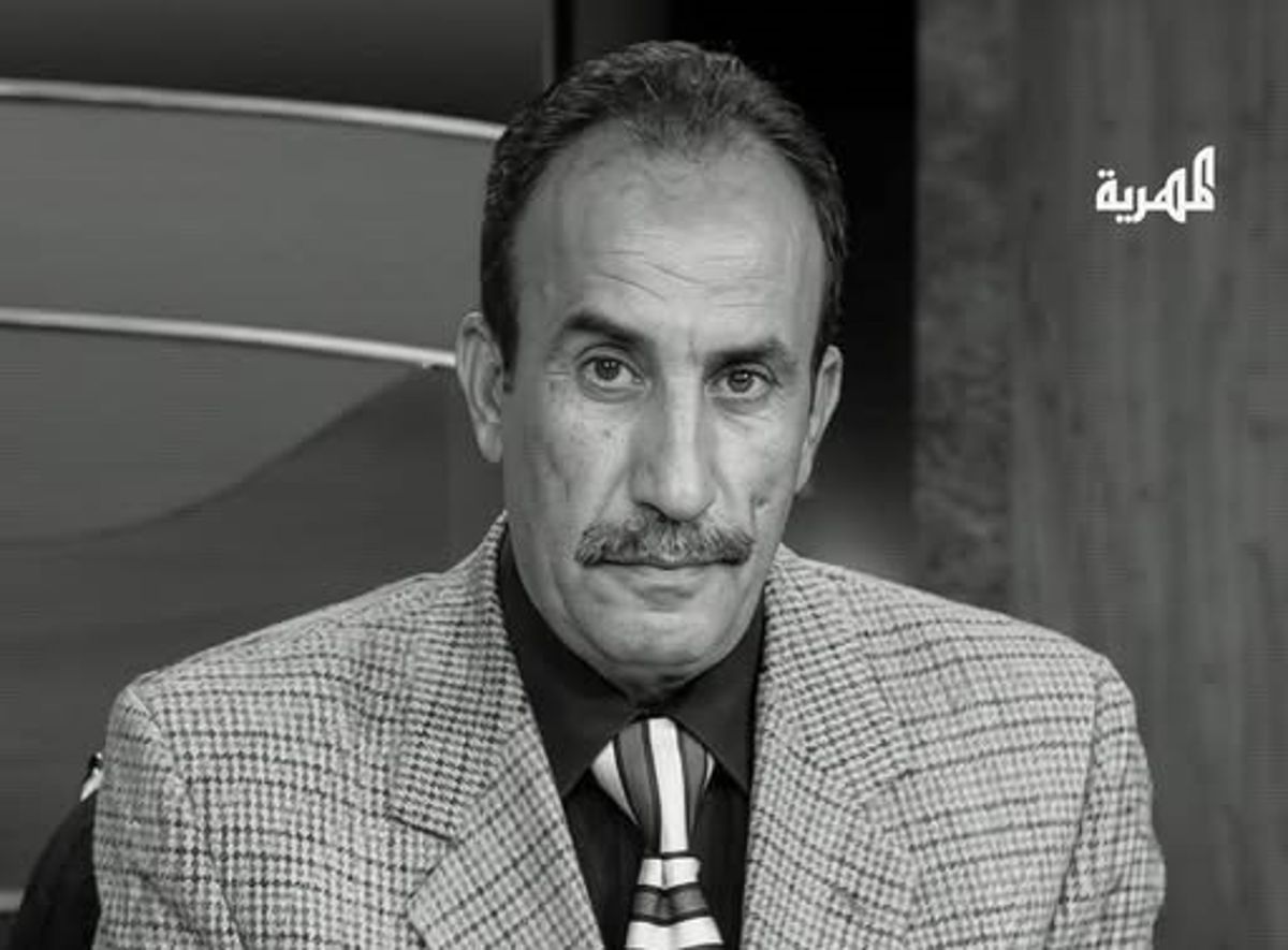 حزن على رحيله وإشادة بمسيرته.. اليمنيون ينعون المعلق الرياضي علي العصري (رصد خاص)