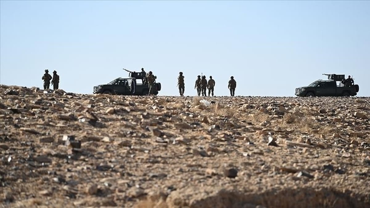 مقتل 15 عنصرا من الحشد الشعبي بينهم قائد عمليات الأنبار في استهداف أمريكي