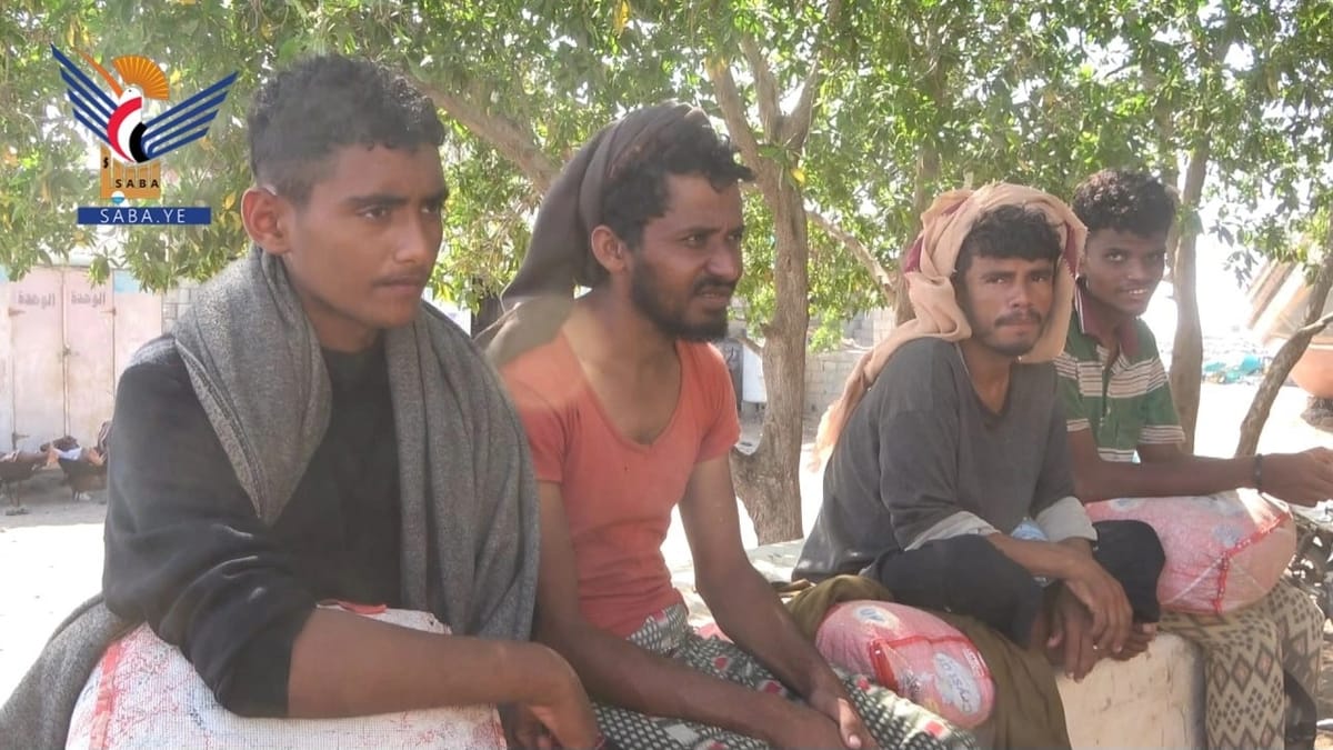 إريتريا تفرج عن 51 صيادا يمنيا ووفاة آخر بصاعقة رعدية في السجن 