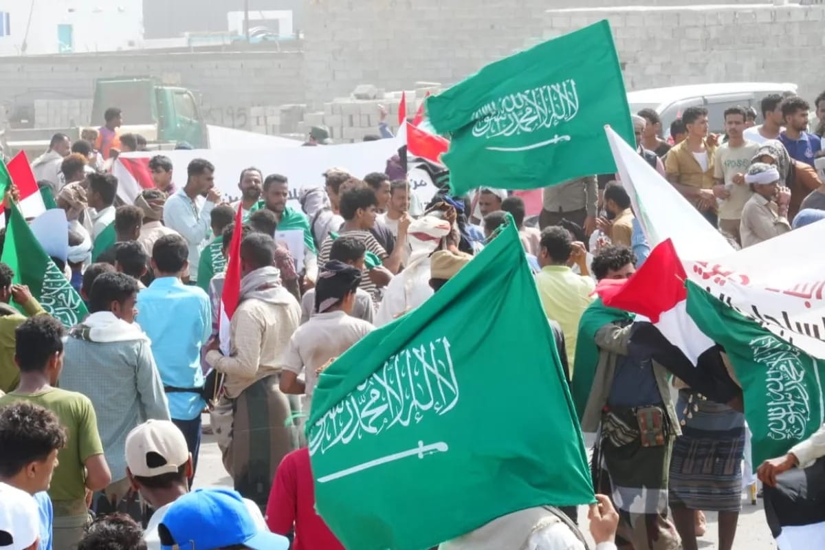 الحراك التهامي يؤجل وقفته التضامنية مع السعودية بعد محاولات قوات طارق صالح منعها