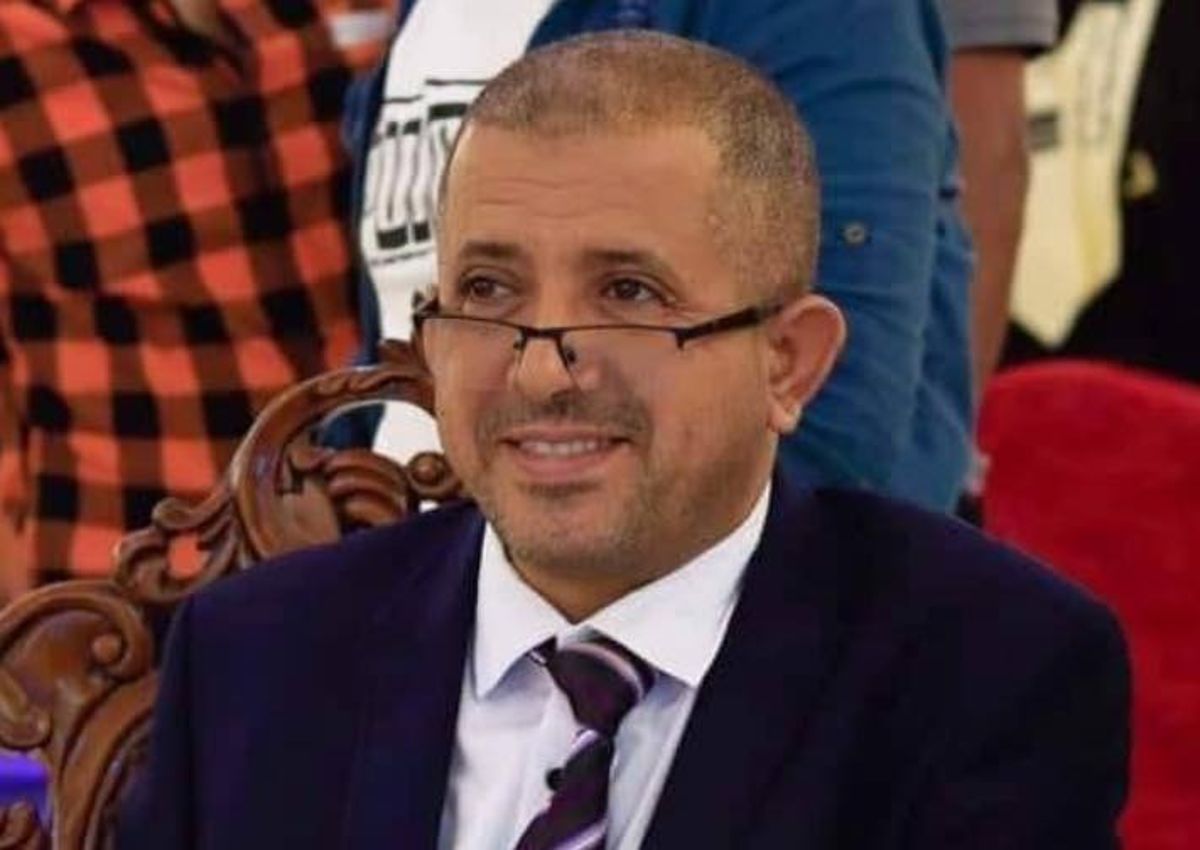 الحكومة اليمنية تتوعد بملاحقة منفذي اغتيال التربوي الشاعر في عدن 