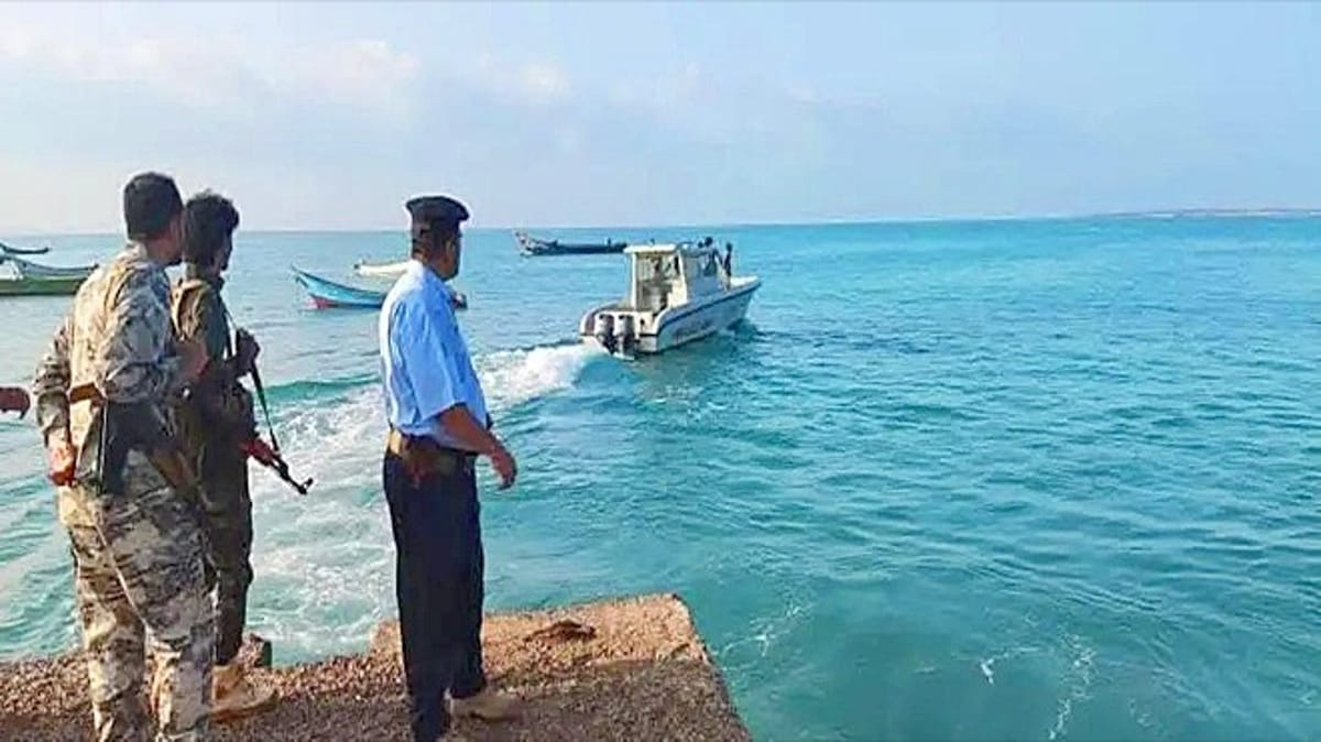 تحديات تعرقل العثور على صيادين مفقودين قبالة سواحل شبوة وفقدان طائرة مسيّرة خلال البحث