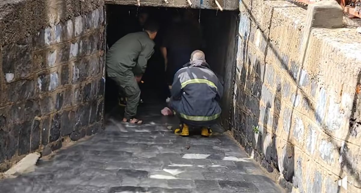 سيول تعز تجرف طفلاً في حارة الكوثر وعمليات البحث تتواصل
