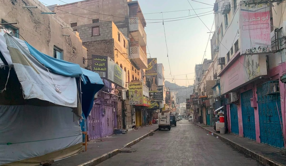أنصار عيدروس الزبيدي يواصلون نشر صور مضللة حول العصيان المدني