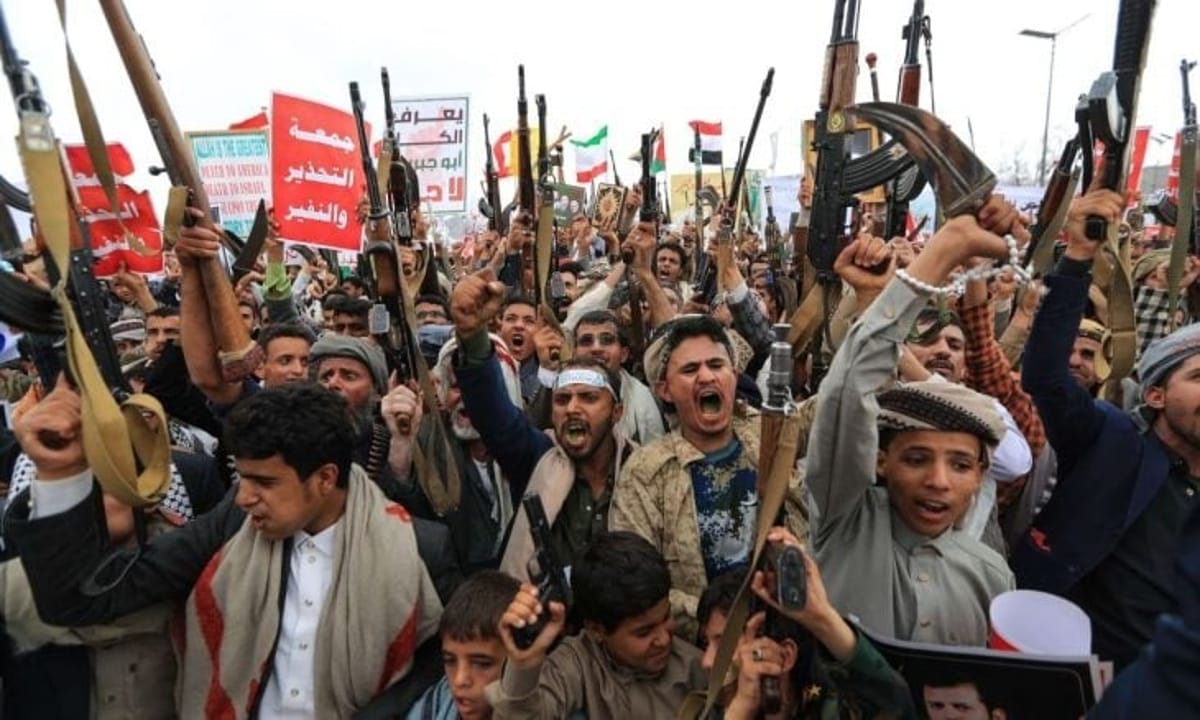 إيكونوميست: الضربات المحدودة تفشل في ردع الحوثيين