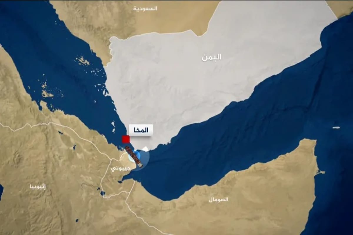 الحوثيون يطلقون 5 صواريخ باليستية باتجاه باب المندب
