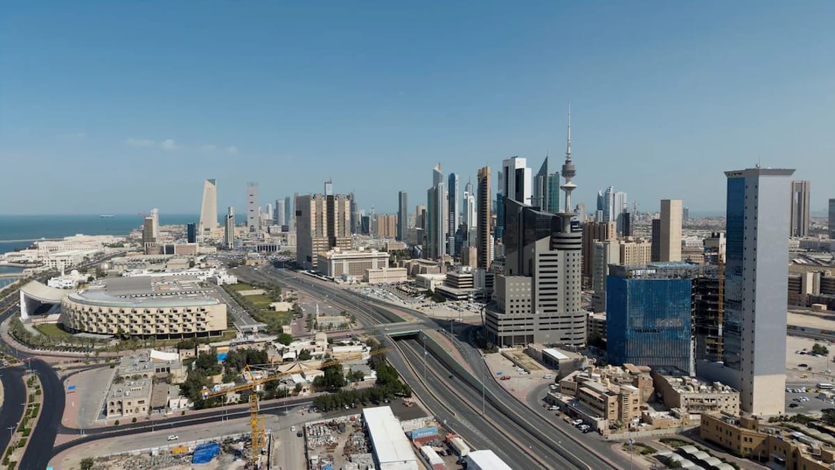 الكويت: عدوان إيراني يستهدف عددا من المنشآت الحيوية