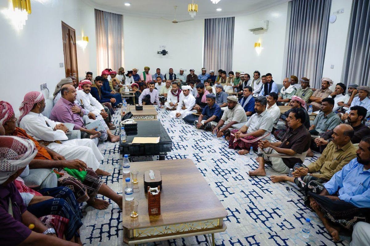 حلف قبائل حضرموت يطالب بتفعيل اتفاقات تطبيع الأوضاع وعودة بن حبريش