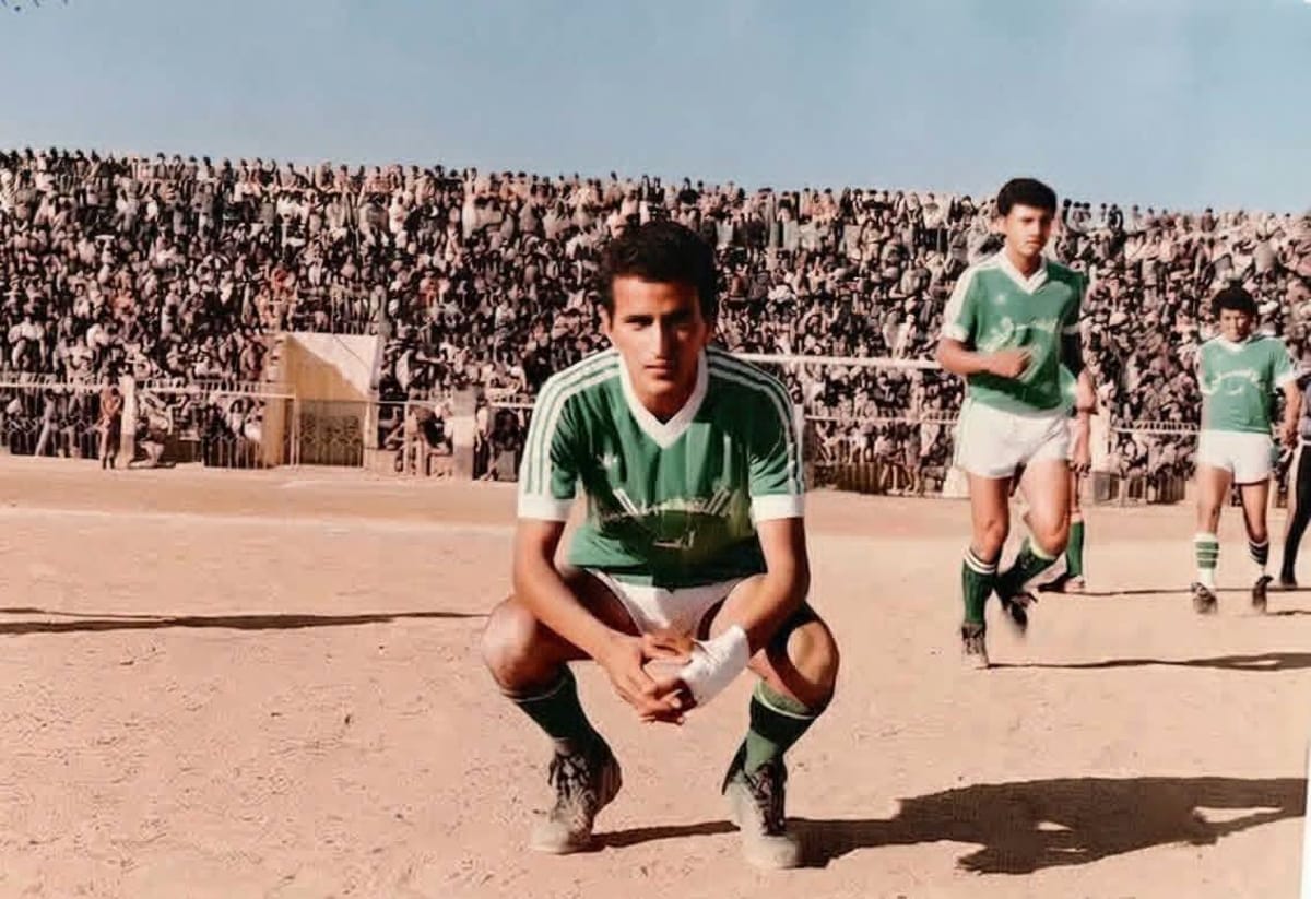 رحيل "مايسترو" الكرة اليمنية.. إبراهيم الصباحي يغيب ويترك الرقم 8 في ذاكرة الملاعب