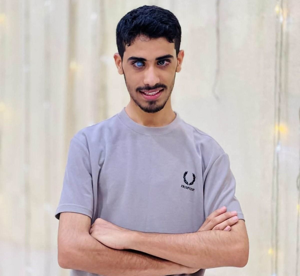 طالب كفيف يتصدر نتائج الأدبي في لحج بـ97%.. وتساؤلات حول غياب ماجد نجيب من قائمة الأوائل