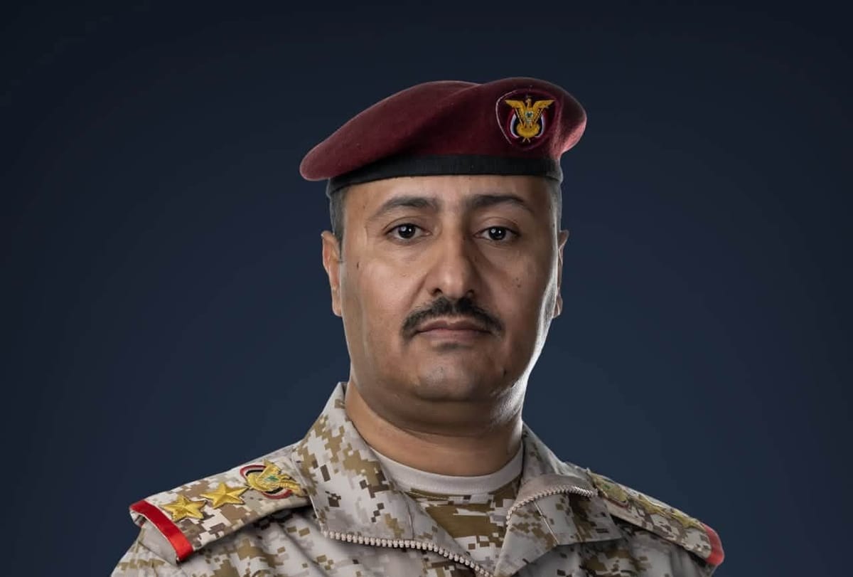 من هو العقيد ماجد النزيلي المتحدث العسكري الجديد للقوات المسلحة اليمنية؟