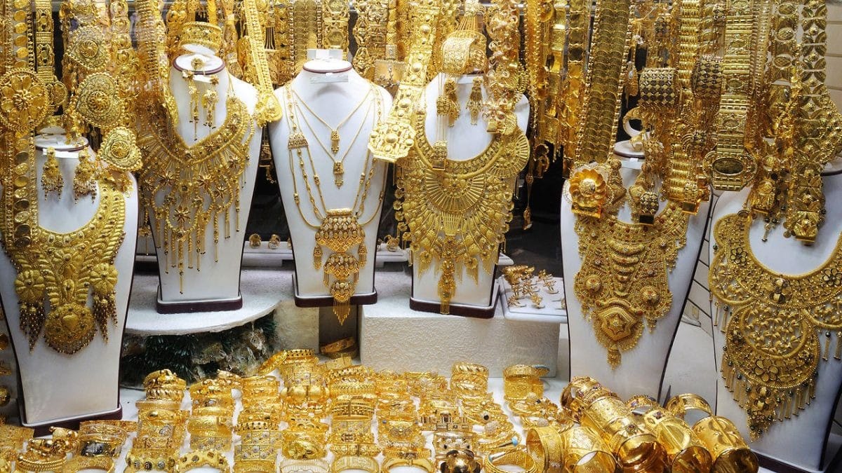 استقرار أسعار الذهب في صنعاء وعدن اليوم الاثنين 21 سبتمبر 2026