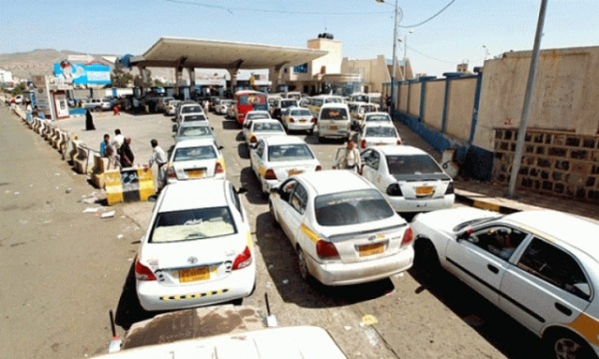 الحوثيون يرفعون أسعار المشتقات النفطية في صنعاء والمناطق الخاضعة لسيطرتهم