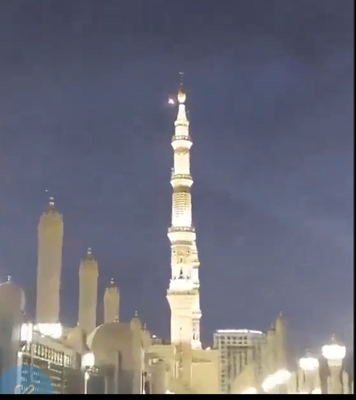 الكويت تستنكر محاولة استهداف مكة بطائرة مسيّرة