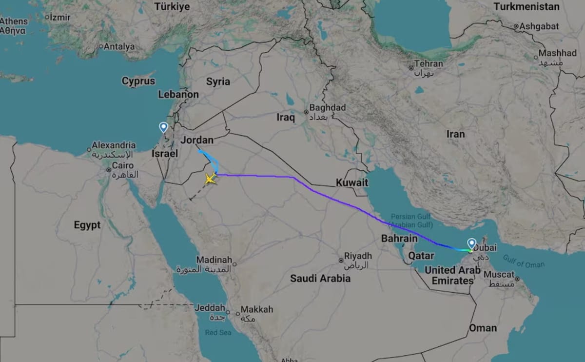 طائرة إماراتية تحول مسارها للسعودية بعد شجار بين الطيارين