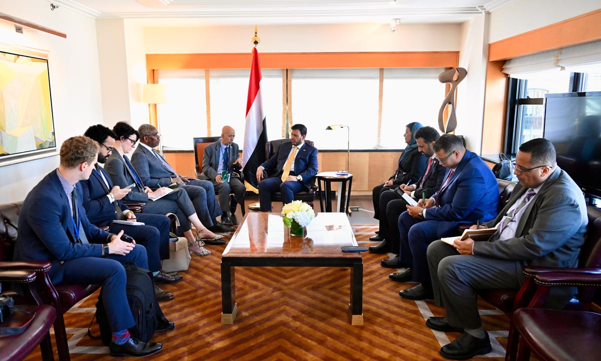 Leadership Council's Al-Alimi Urges US Lawmaker to Support Government Capabilities Against Houthis
