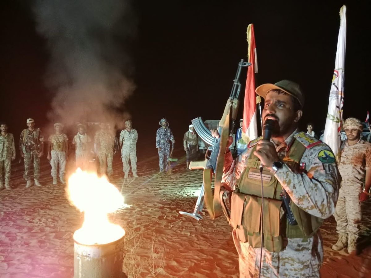 قيادة محور بيحان توقد شعلة الذكرى الرابعة والستين لثورة 26 سبتمبر