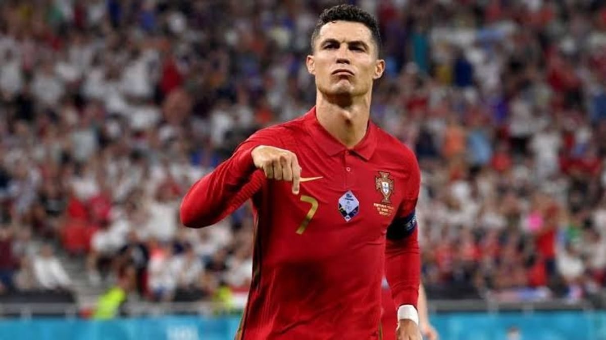 كريستيانو رونالدو يرفض تحديد موعد لاعتزاله