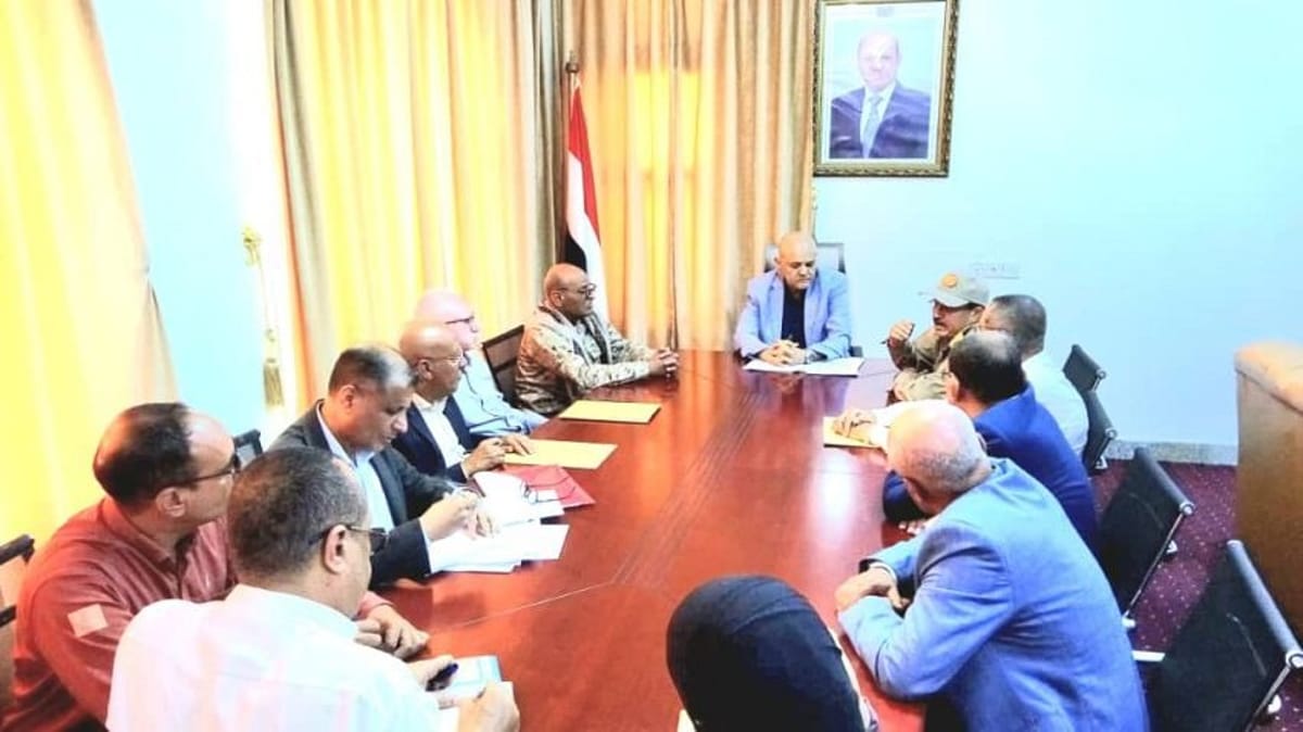 لجنة الطوارئ في تعز تقر إجراءات لتفعيل التعبئة العامة ورفع الجاهزية العسكرية