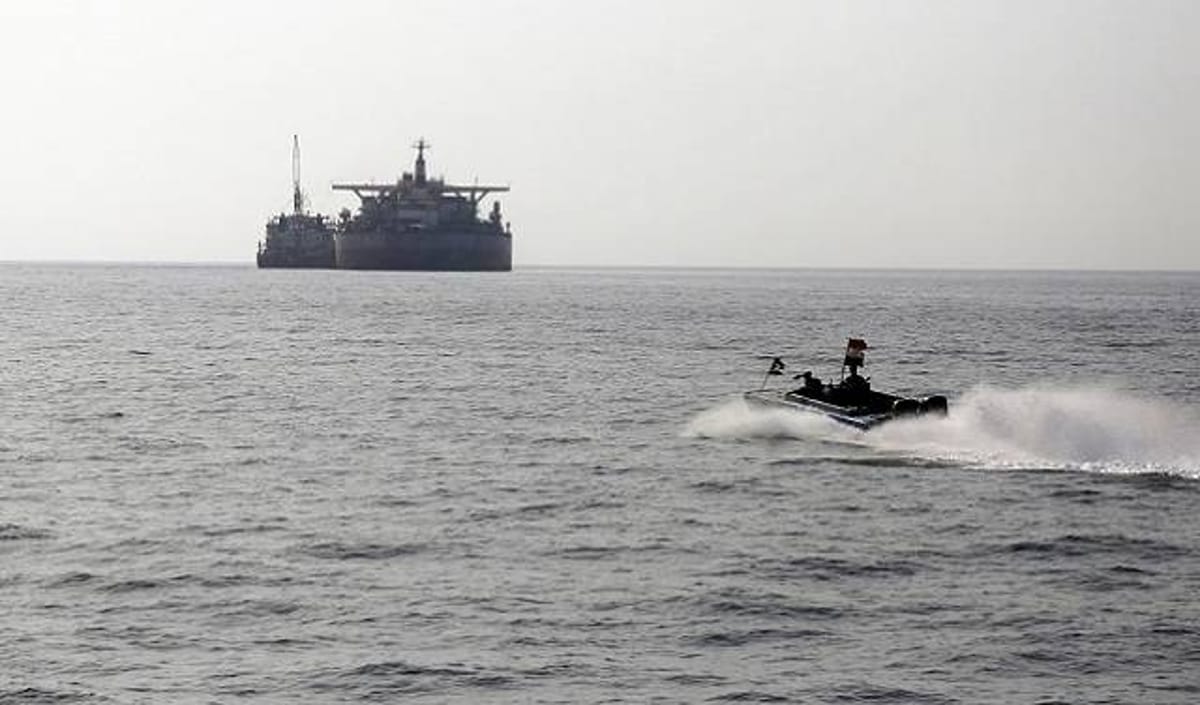 UK Agency: Small Boat Pursues Oil Tanker East of Aden