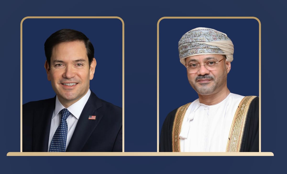 وزير الخارجية العماني يبحث مع نظيره الأمريكي التطورات في المنطقة 