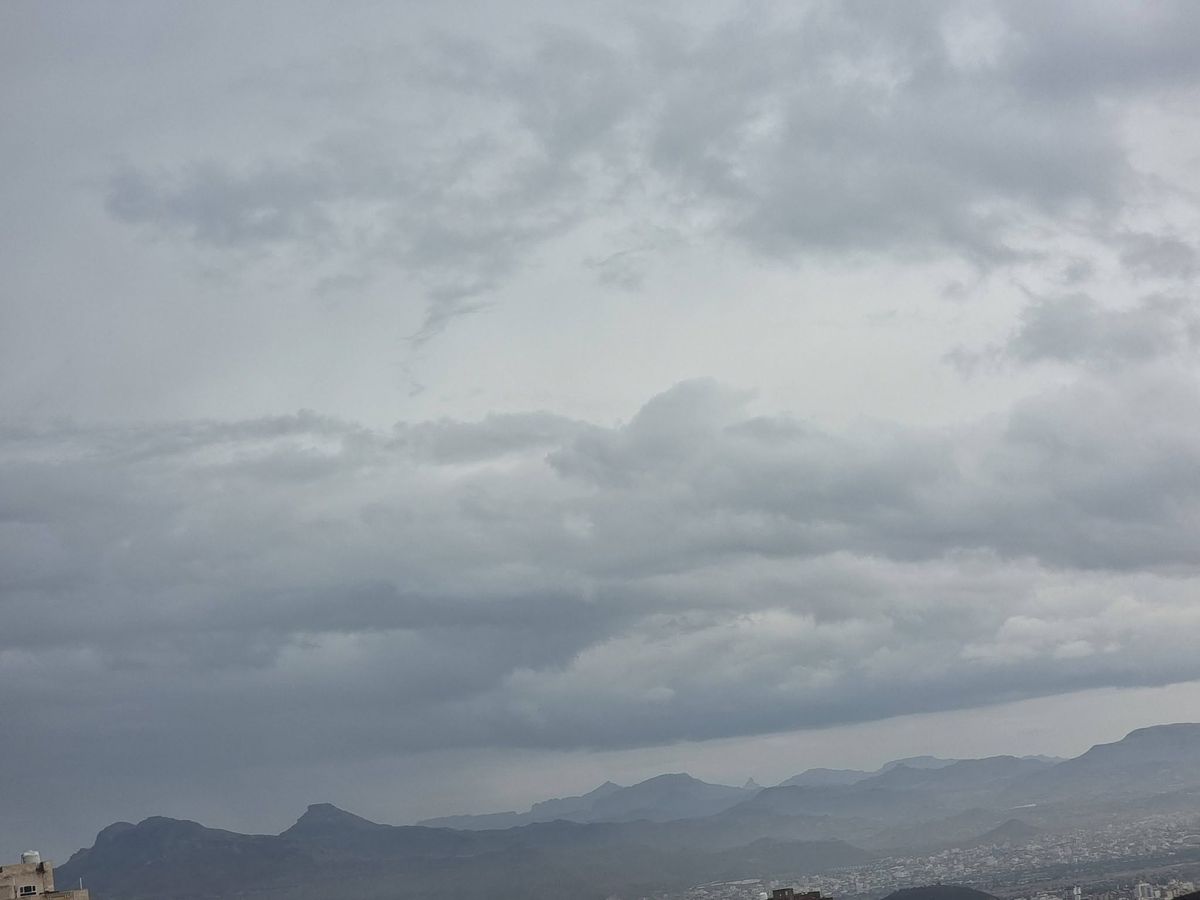 الأرصاد يحذر من تدفق السيول ويدعو لتجنب الوديان