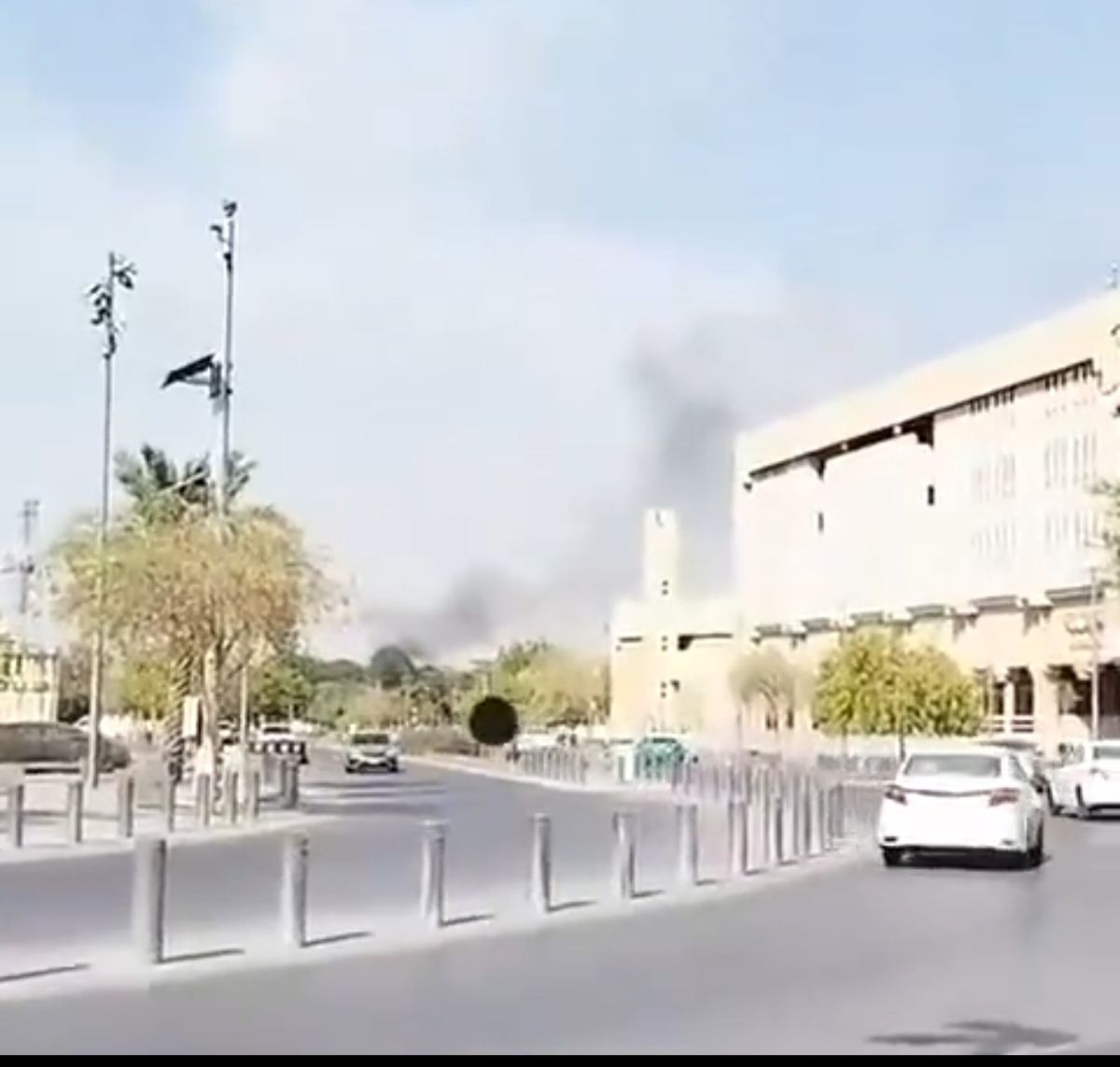 السعودية تعلن تعرض مطار الملك فهد الدولي بالدمام لاعتداء