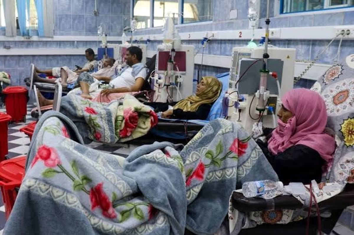 WHO: Fuel and Supply Shortages Threaten to Halt Vital Services in Taiz Hospitals