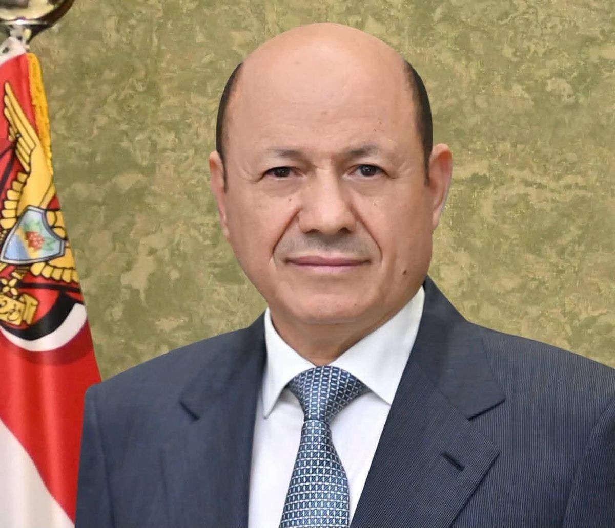 العليمي يرحب بموقف مصر للدفاع عن السعودية