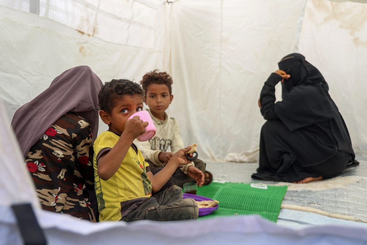 الهجرة الدولية: أكثر من 28 ألف يمني نزحوا خلال 8 أيام مع تصاعد القتال