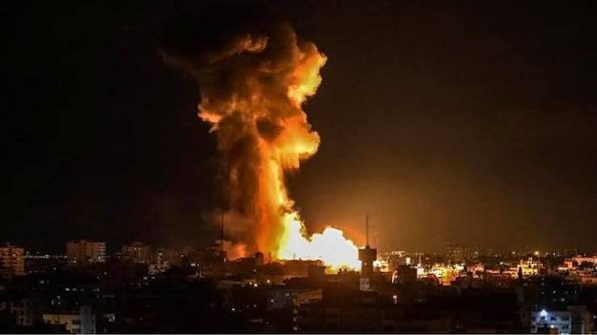 انفجارات عنيفة تهز العاصمة صنعاء