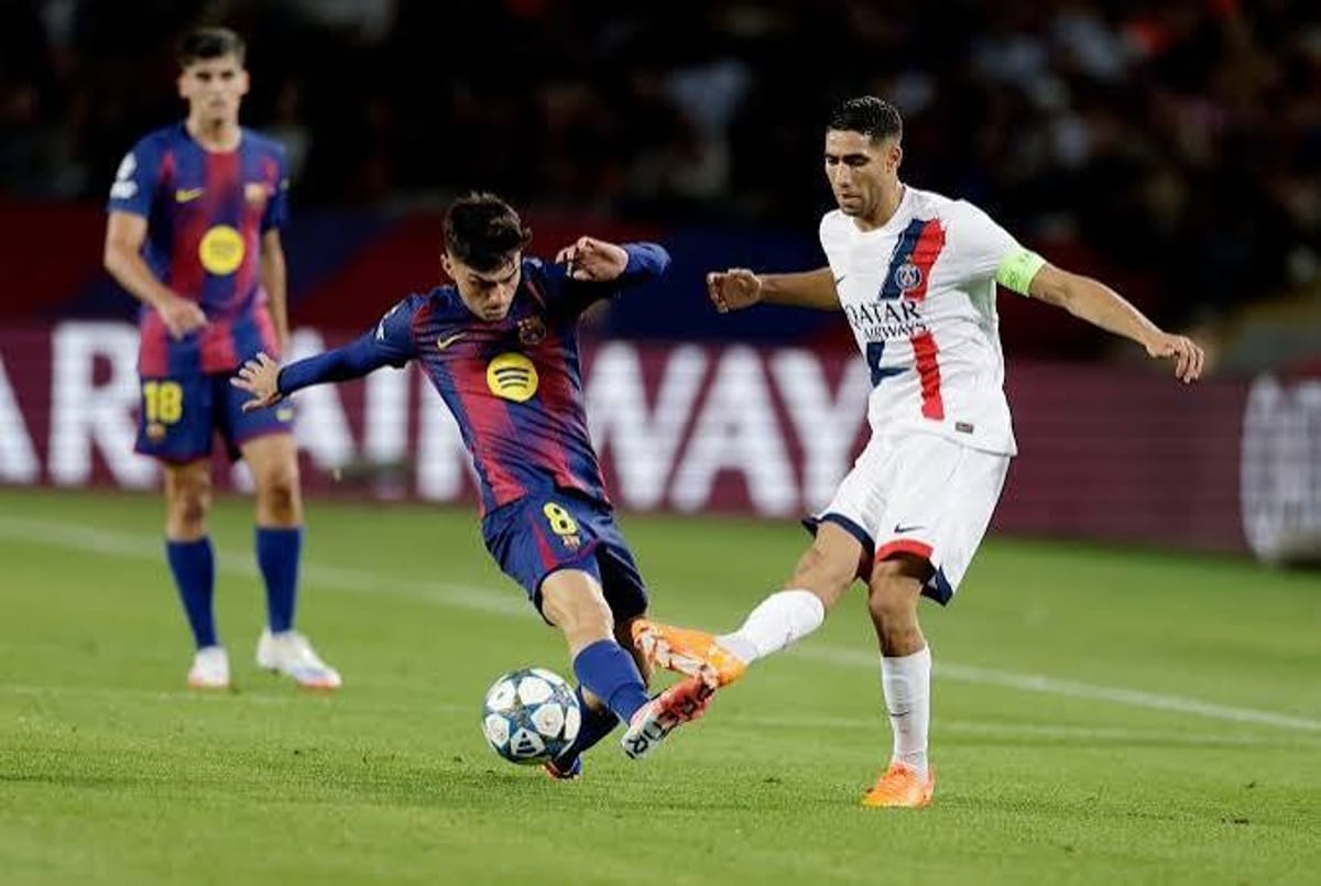 برشلونة يحل ضيفًا على باريس سان جيرمان في قمة واعدة من دوري الأبطال
