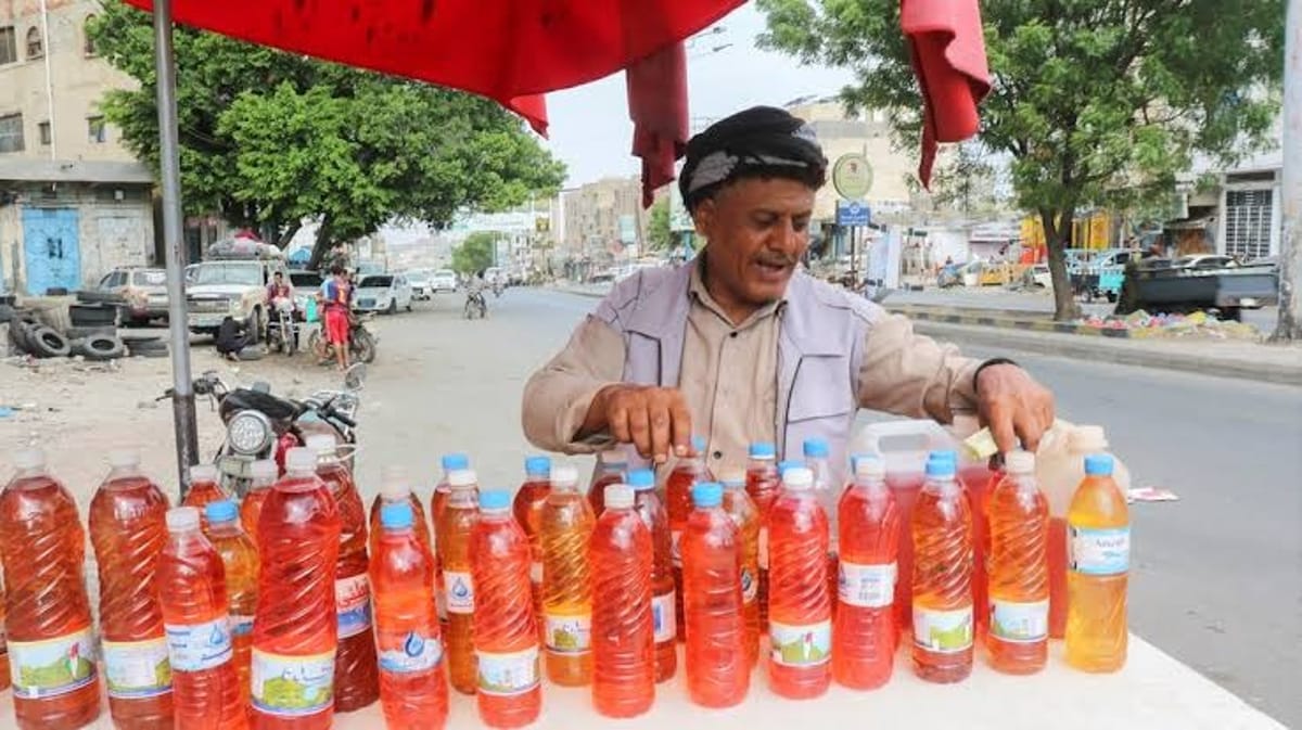 تقرير: نقص الوقود يقلص الحضانات في مستشفيات تعز ويهدد حياة حديثي الولادة