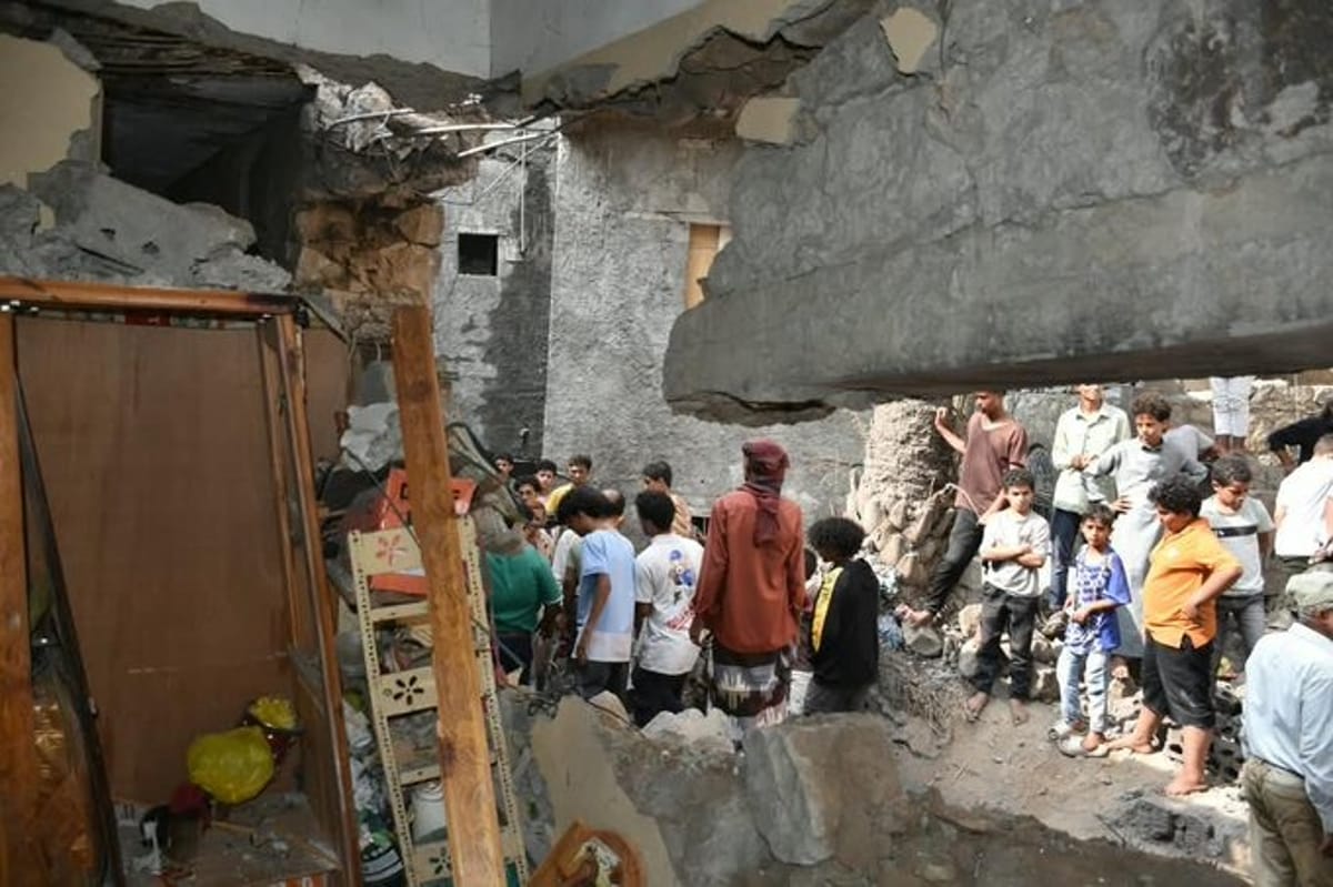 رايتس رادار تطالب بتحقيق مستقل في قصف الحوثيين أحياءً سكنية في تعز