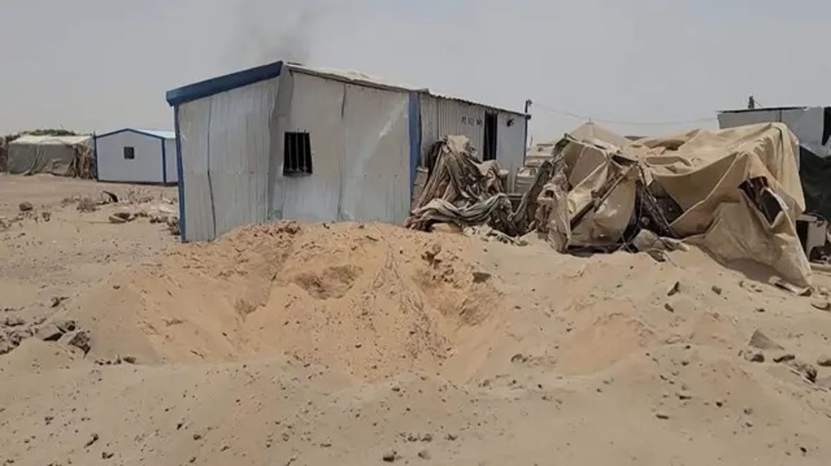 سلطات مأرب: الحوثيون قصفوا المدينة بـ 16 صاروخاً باليستياً ومقذوفات أخرى 