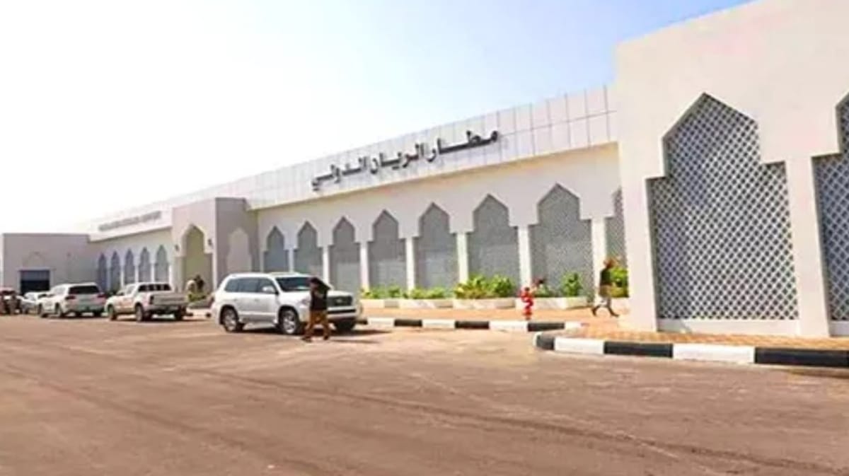 سلطة حضرموت تدين استهداف مطار الريان وتؤكد عدم تسجيل خسائر بشرية