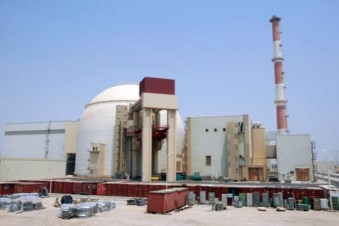 شركة روسية تعلن نيتها رفع عدد العمال بمحطة بوشهر النووية الإيرانية