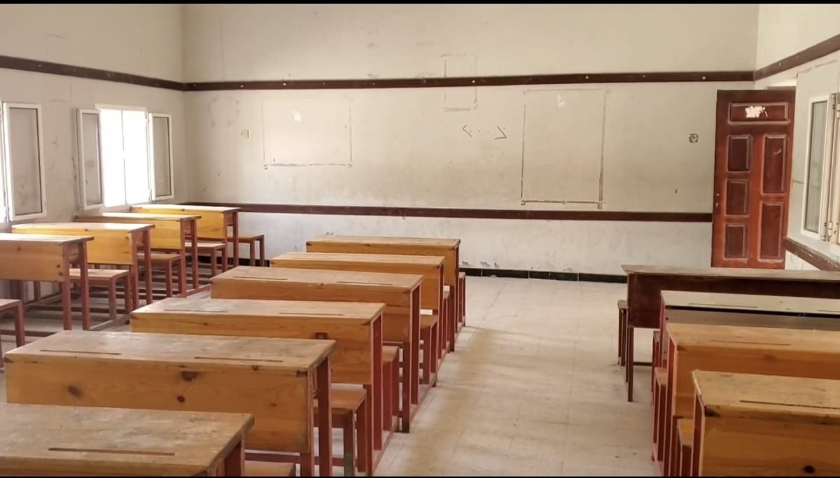 معلمو المهرة يعلنون الإضراب الشامل ويطالبون بصرف المستحقات المتأخرة 