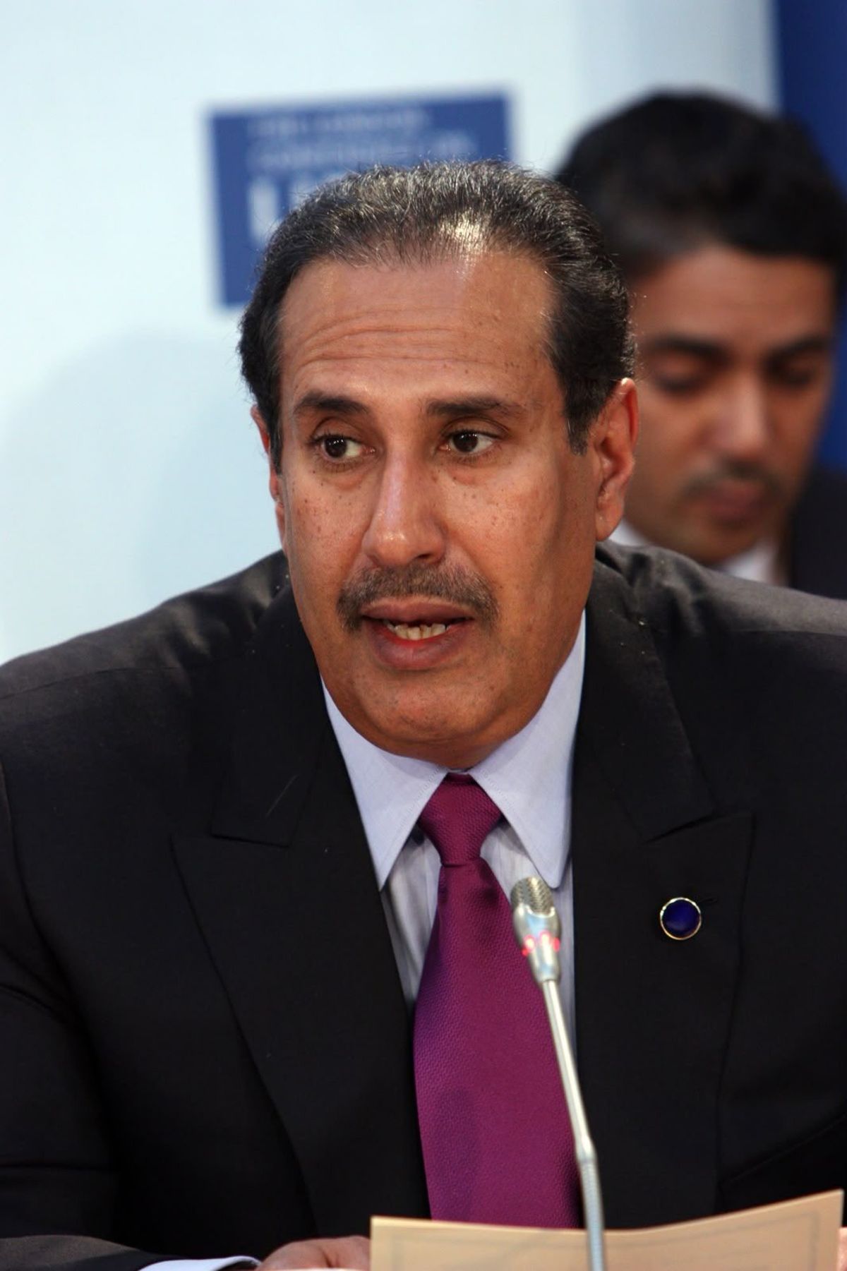 وزير الخارجية القطري الأسبق يدعو دول الخليج إلى تجاوز خلافاتها ودعم السعودية