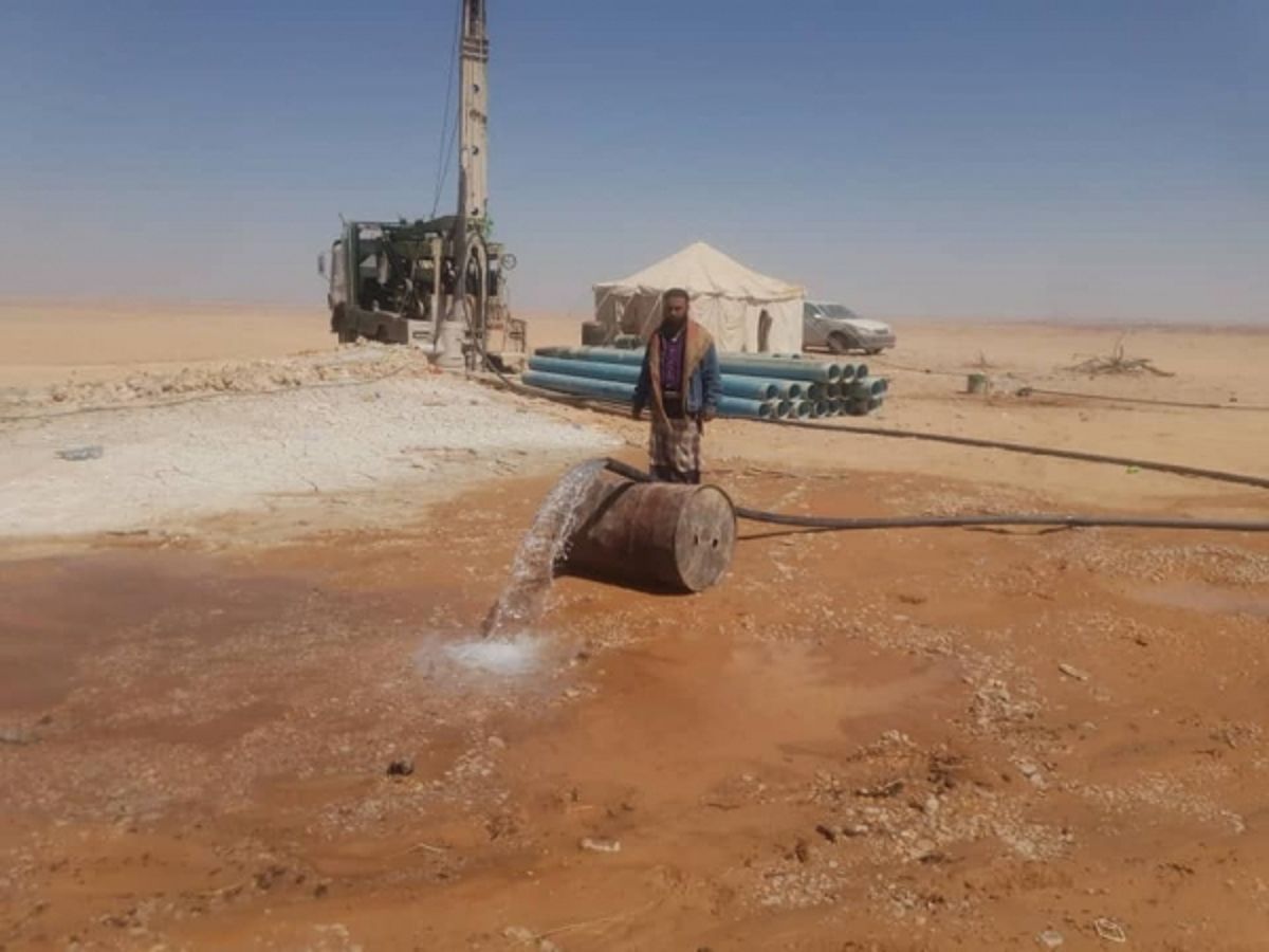 المهرة.. مكتب مياه الريف يعلن نجاح ثلاث آبار ارتوازية جديدة في ثلاث مديريات