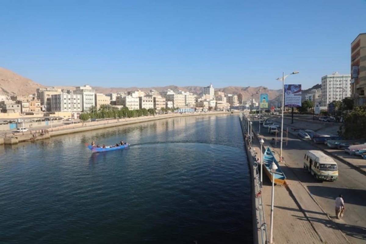 حضرموت.. مريض يعود للحياة بعد إعلان وفاته ووضعه في ثلاجة الموتى