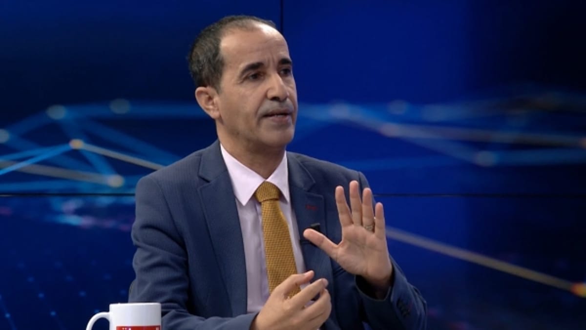 عادل الشجاع : أمريكا لا تريد إسقاط الحوثيين ومستفيدة من بقائهم