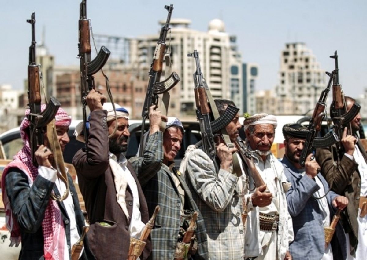 مقتل وإصابة 13 مدنيا بقصف حوثي بالدبابات والطائرات المسيرة في قيفة رداع