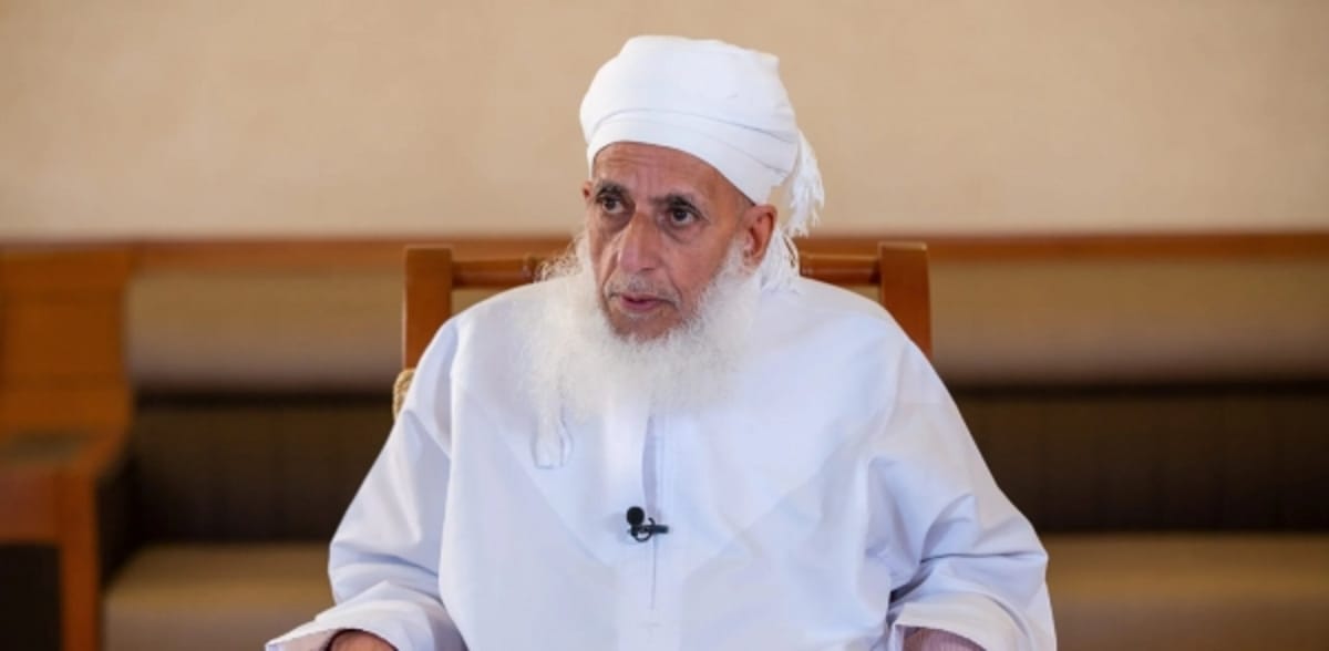 مفتي سلطنة عمان يشيد باستمرار الموقف اليمني الداعم لفلسطين