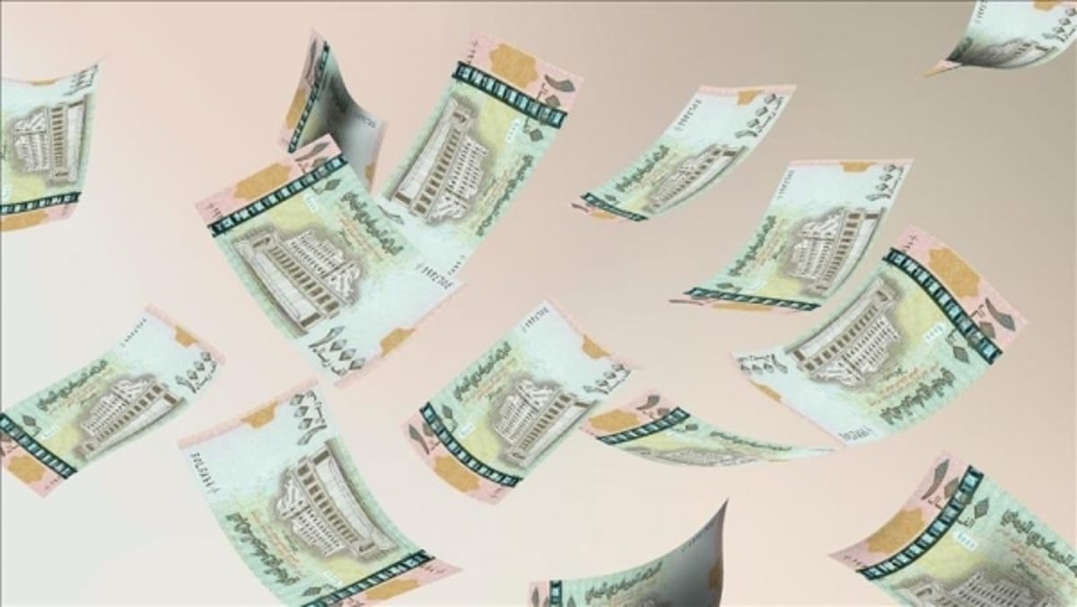 اليمن يخسر 250 مليار دولار بسبب الحرب والعملة تتدهور بنسبة 700 بالمئة