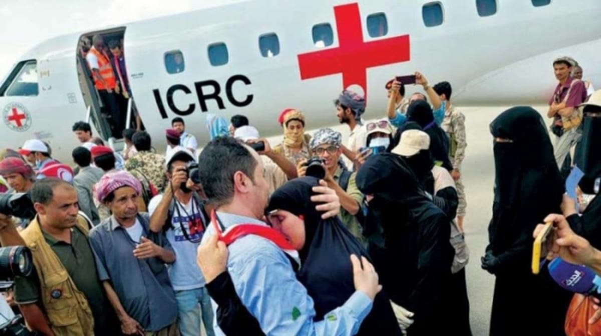 مناشدات ومطالبات في صنعاء للإفراج عن جميع الأسرى والمعتقلين