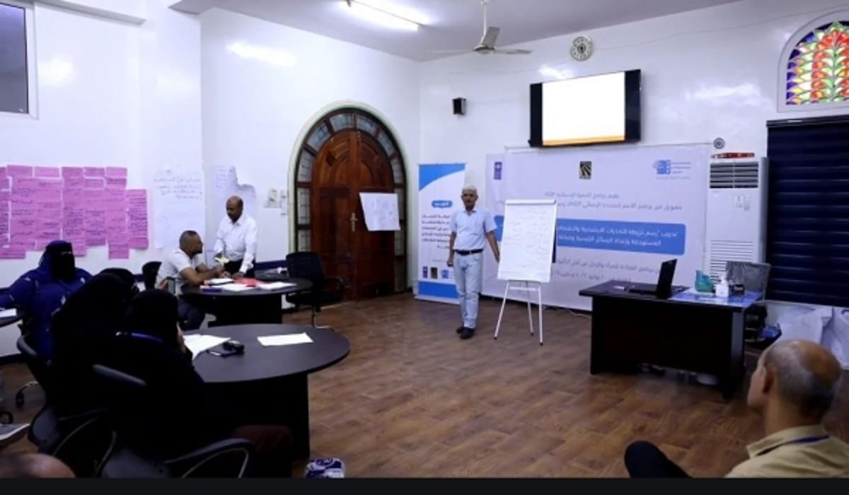 تعز.. برنامج التنمية الإنسانية يختتم تدريباً للشباب في مديرية المظفر